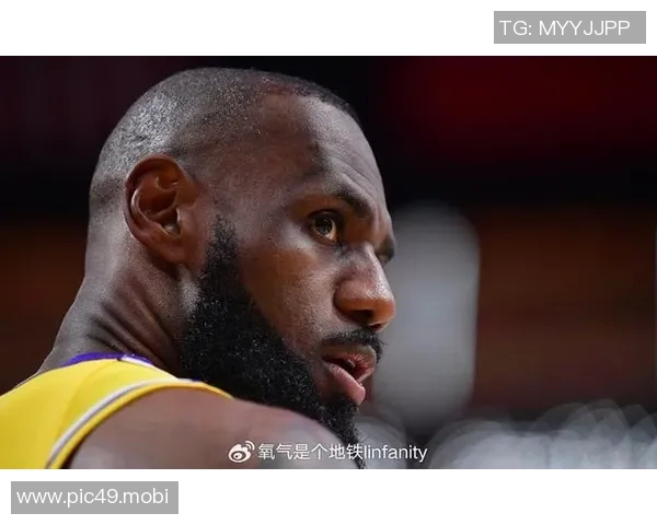 全明星受冷也怪詹姆斯?记者各种碰瓷蹭流量 美媒晒图证LBJ影响力 全明星受冷也怪詹姆斯?记者各种碰瓷蹭流量 美媒晒图证LBJ影响力