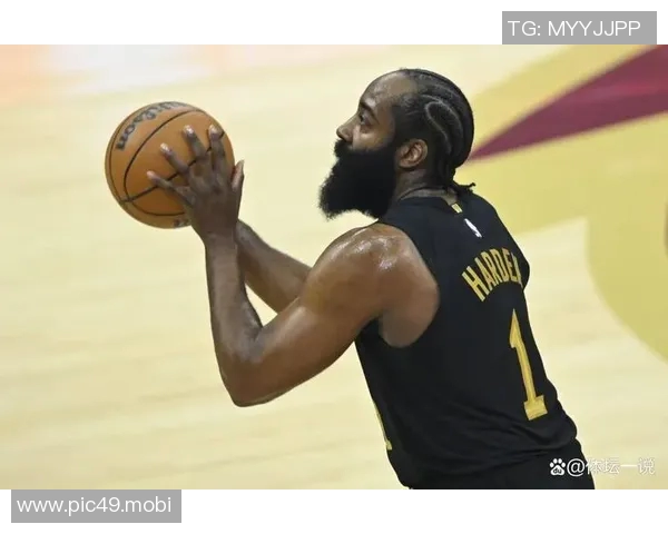 哈登14中6贡献18分8助，加盟骑士5战全胜保持不败